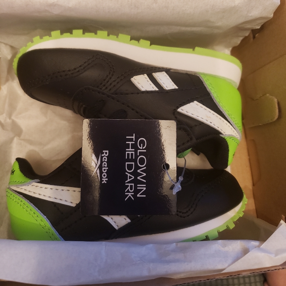Reebok Toddler Size 5